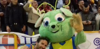 Al Palaerrico con 'Camillo' per sostenere la Virtus Pozzuoli