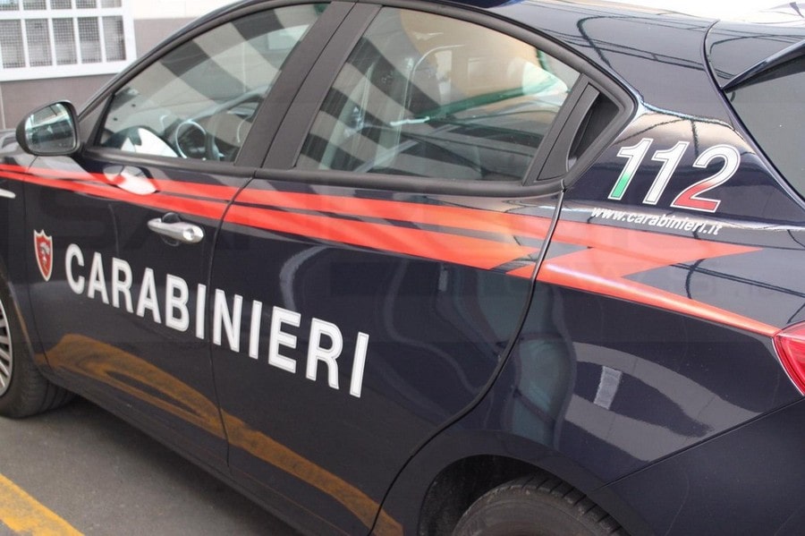 Napoli, operazione “alto impatto” dei Carabinieri: cinque arresti
