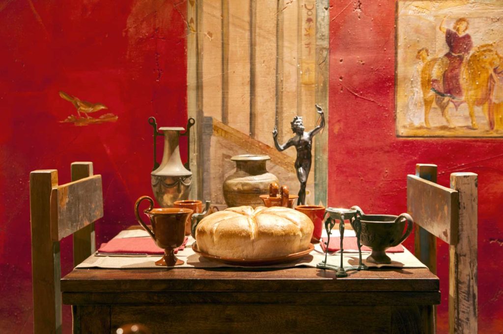 A Pompei alla “Caupona” tra antichi piatti e pliniane atmosfere