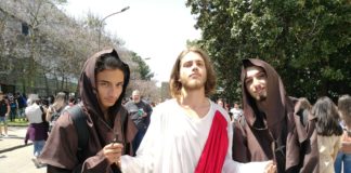 Al via Comicon 2019: i costumi più belli di oggi 25 aprile. Scarica la tua foto