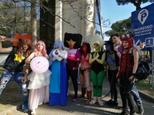 Comicon 2019: Oggi sold out e tanti cosplayers. Scarica la tua foto