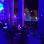 Piano City Napoli 2019: 10.000 in Piazza Plebiscito per il concerto dei 21 pianoforti sotto il colonnato