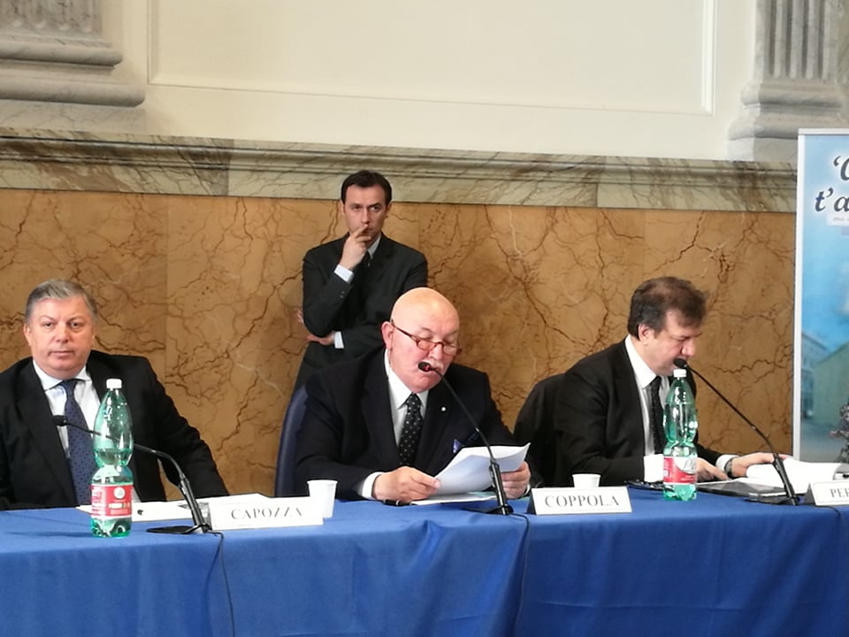 Il Cardinale Sepe chiude la VI edizione ‘A Maronna t’accumpagna…ma chi guida sei tu!”. Elenco dei premiati Il Cardinale Sepe chiude la VI edizione ‘A Maronna t’accumpagna…ma chi guida sei tu!”. Elenco dei premiati