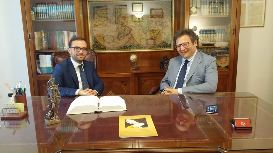 Criptovalute: Giovane avvocato casertano accetta pagamenti in moneta digitale