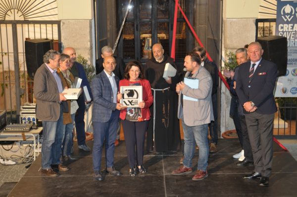 Grande successo per la rassegna “Creative World”. Premiati i giovani artisti