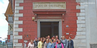 Una Festa della Mamma speciale per le mamme di via Mare ad Ercolano