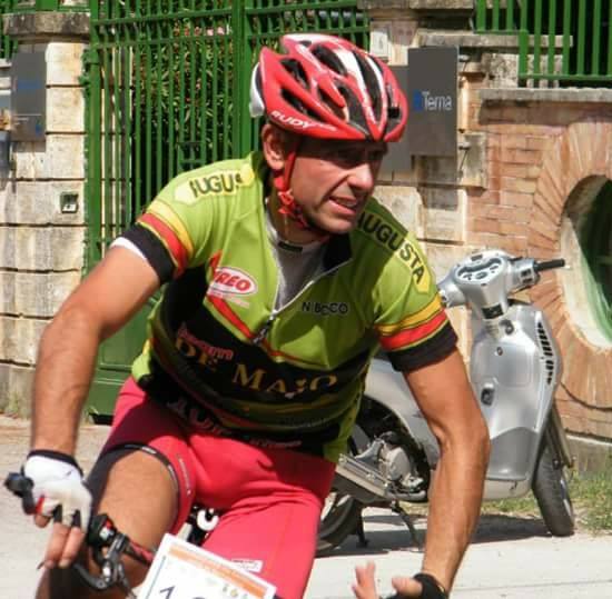 Tragedia sul Vesuvio: ciclista 52enne precipita in un dirupo e muore