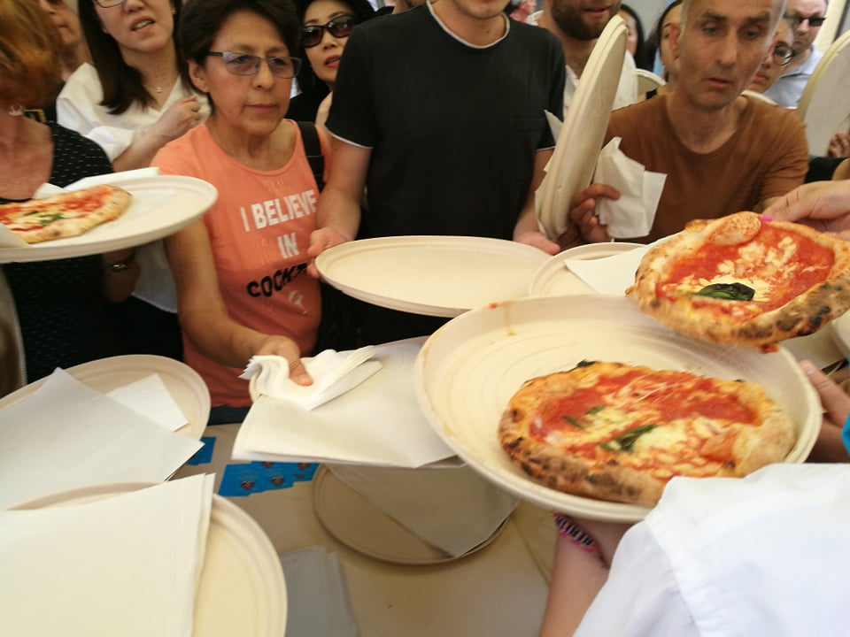 La pizza Margherita compie 130 anni. Da Brandi gli 