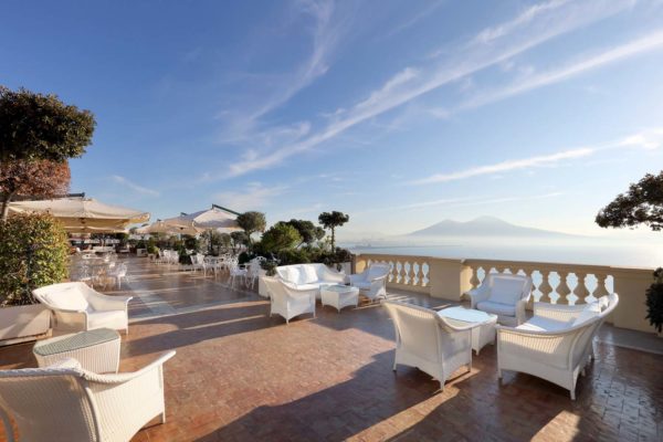 La Spagna torna a Napoli: Selene celebra all’Hotel Excelsior i primi 40 anni di attività