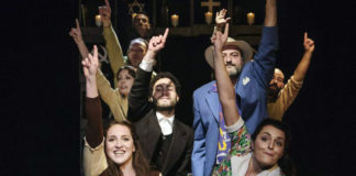 Chiuso il Teatro La Giostra: Il Collettivo scrive a Luigi De Magistris