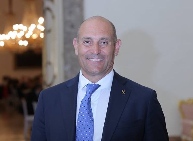 Addio al campione olimpionico Davide Tizzano, aveva 57 anni Addio al campione olimpionico Davide Tizzano, aveva 57 anni