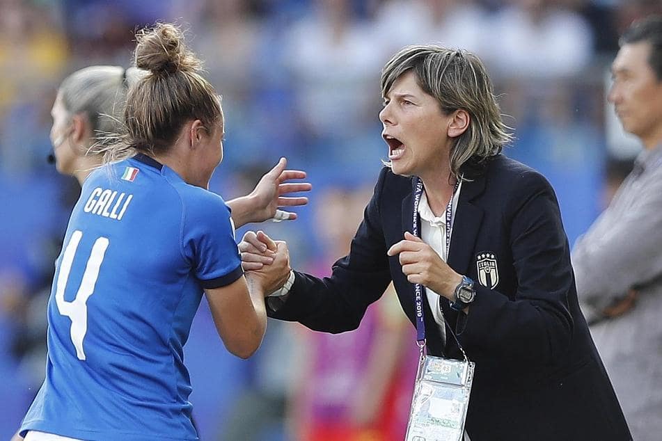 Calcio femminile, Cina battuta 2-0: la fantastica Italia ai quarti dei Mondiali!
