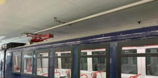 Circumvesuviana: entrano in funzione il primo treno ristrutturato e quello storico