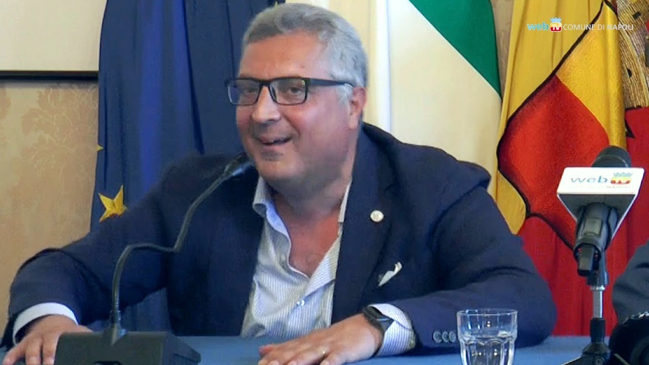 Comune di Napoli, lascia il capo di Gabinetto Attilio Auricchio