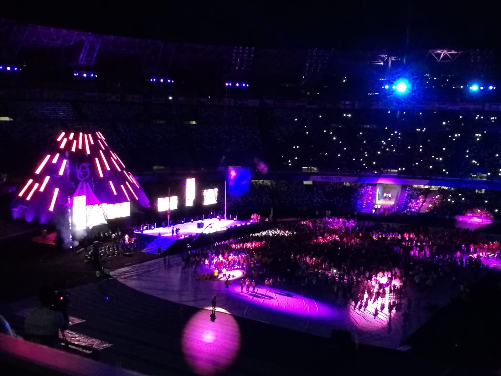 Universiade: mille colori e il “sospeso” per la chiusura allo stadio San Paolo