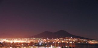 Illuminazione pubblica: Napoli è la prima città italiana per minor spreco di luce