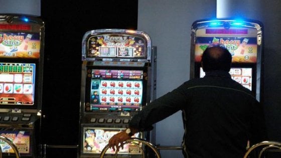 Giochi, i primi effetti economici del Decreto Dignità e del “nuovo” proibizionismo