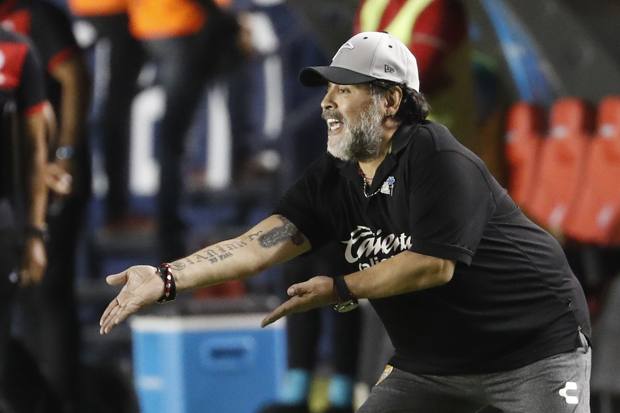 Maradona perde ancora: per i bookmakers esonero entro dicembre