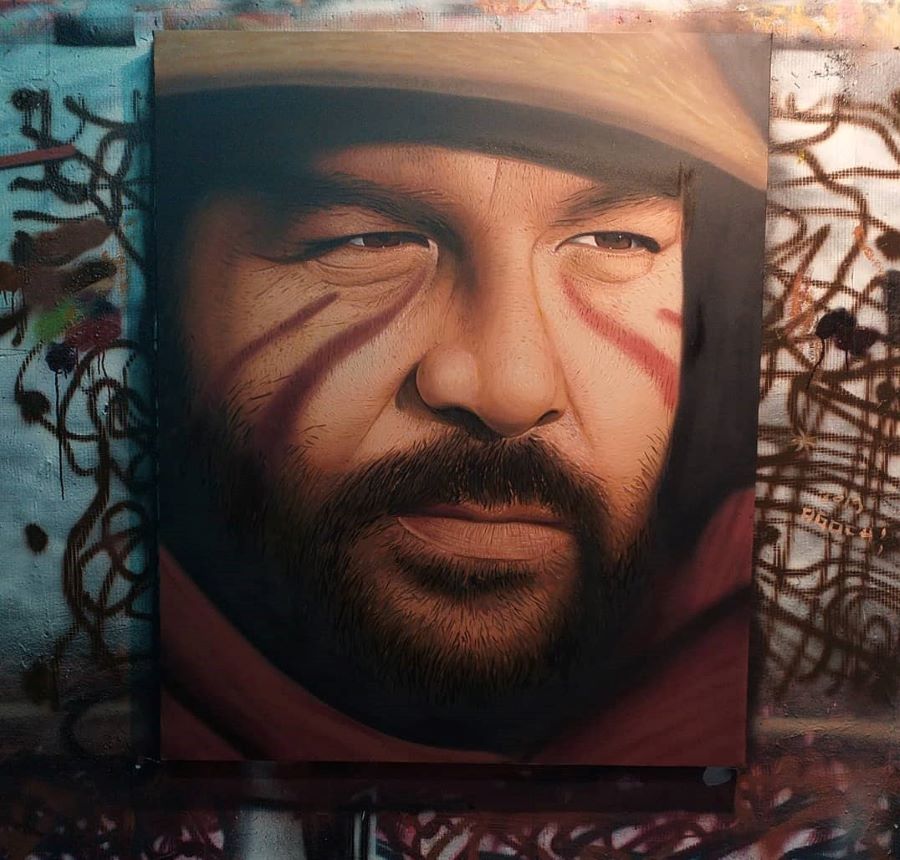 Jorit omaggia Bud Spencer: un’asta per il murale dedicato al “gigante buono”