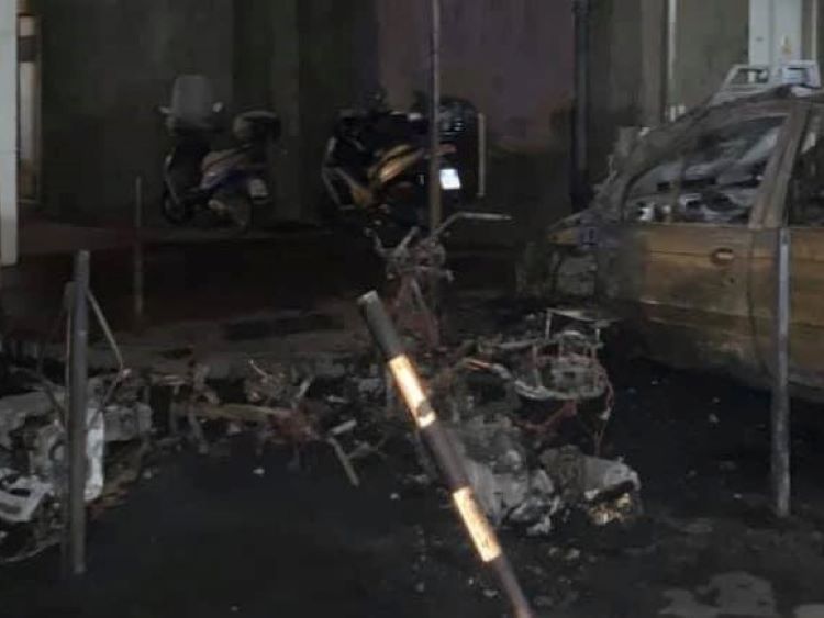 San Giorgio a Cremano: bruciato lo scooter del sindaco Giorgio Zinno