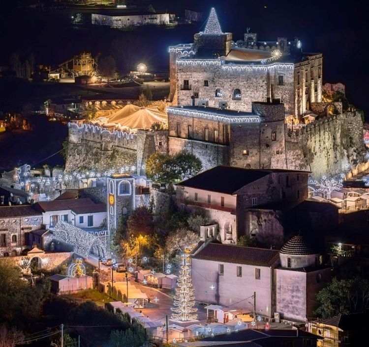 Il mercatino di Natale al Castello di Limatola compie dieci anni