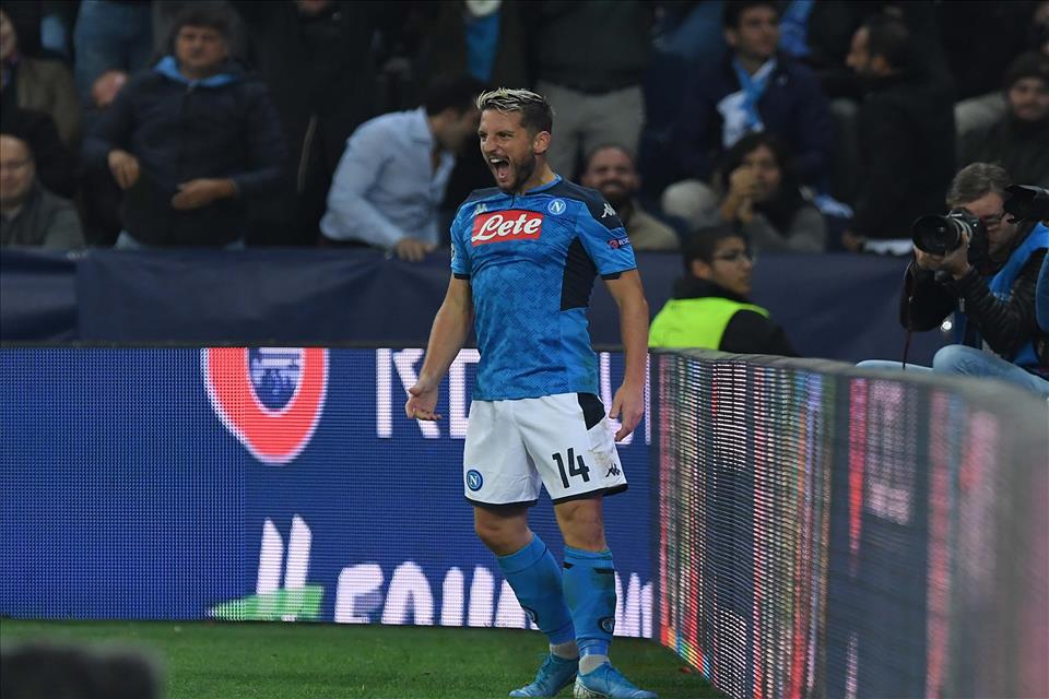 Calcio Napoli, è fatta per il rinnovo di Mertens: firma a un passo