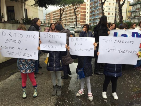 Fuorigrotta: Chiusa la scuola Andrea Doria. "Troppo fatiscente per funzionare"