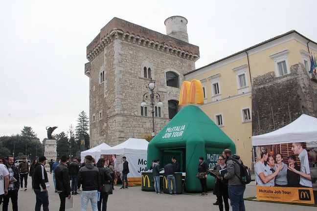 Benevento, al via i colloqui per i 60 posti di lavoro nel nuovo McDonald’s