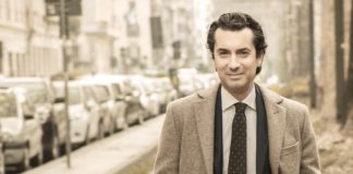Teatro San Carlo, Roberto Cominati in concerto con musiche di Beethoven e Debussy