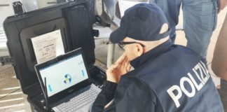 Napoli, paura in piazza Garibaldi: allarme bomba alla Stazione centrale
