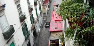 Bomba d'acqua su Napoli: muri crollati e strade allagate (VIDEO)