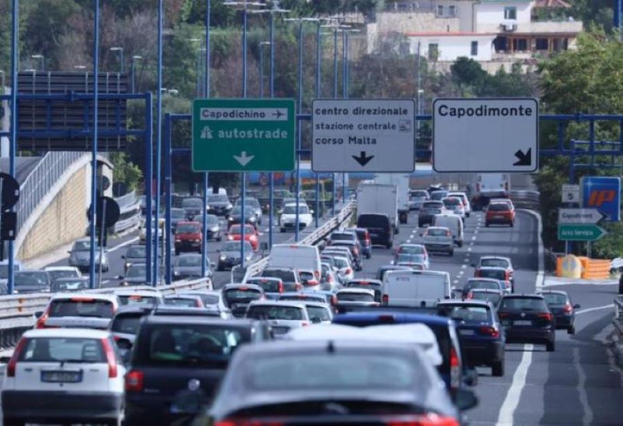 Tangenziale di Napoli, no al Mit: il pedaggio resta a pagamento