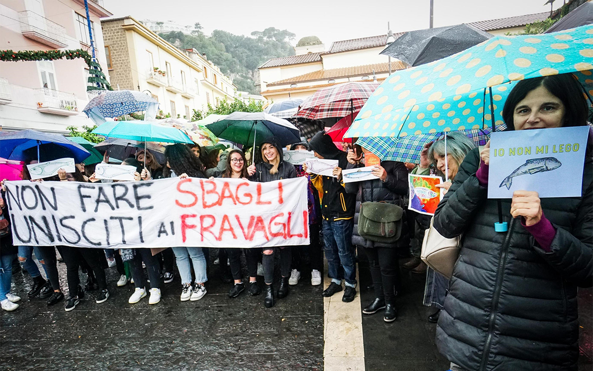Salvini a Sorrento: a riceverlo la pioggia e le 
