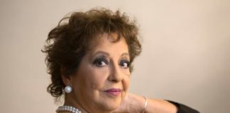 Tina Femiamo al Teatro Scarpetta di Ponticelli con "OperAperta/Per me donna"