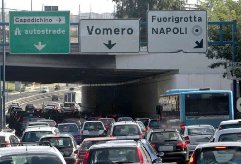 Tangenziale, buone notizie: domani riapre la terza corsia del viadotto Capodichino