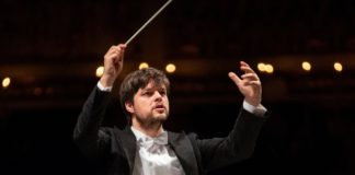 Teatro San Carlo: riapre in presenza dal 14 maggio con "La Traviata"