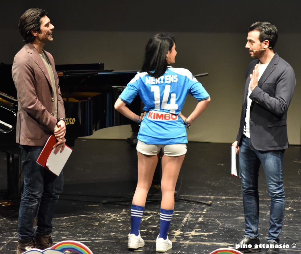 Spettacolo e solidarietà per l'ottava edizione de L'Arcobaleno Napoletano