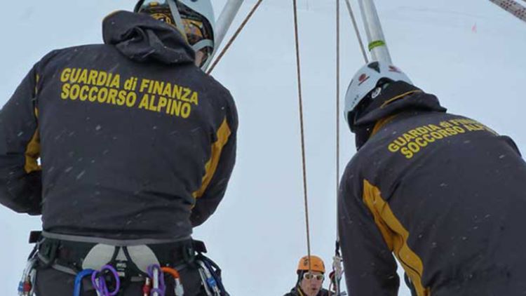 Guardia di Finanza: concorso per il reclutamento di 33 allievi del Soccorso Alpino
