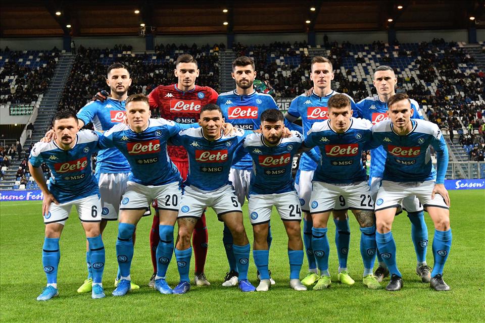 Calcio Napoli: sta per terminare un 2019 pieno di contraddizioni