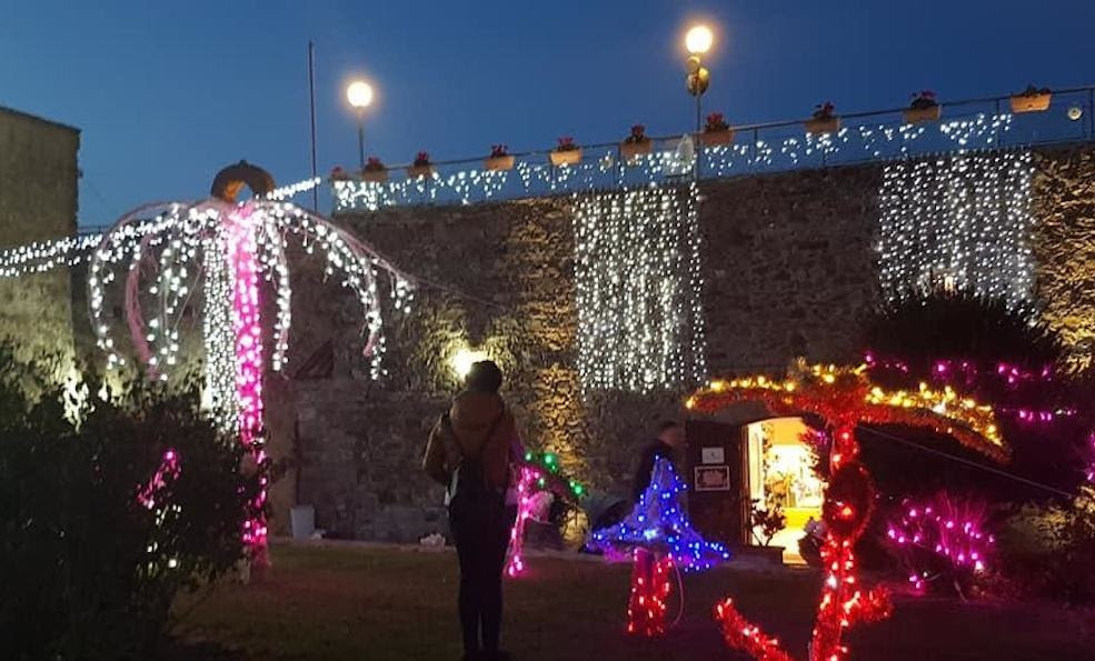 Al via i mercatini di Natale ad Agropoli: presepi, casa di Babbo Natale e concerto di Anna Tatangelo