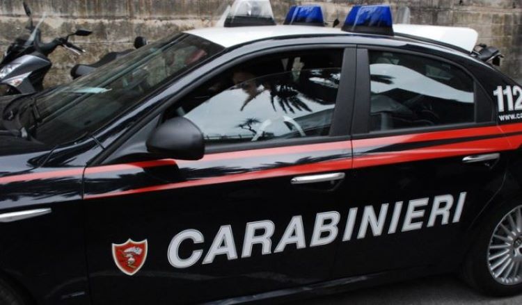 Napoli, San Lorenzo: i carabinieri arrestano rapinatore