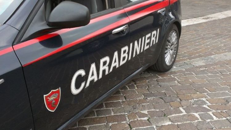 Torre Annunziata: carabinieri arrestano quattro persone