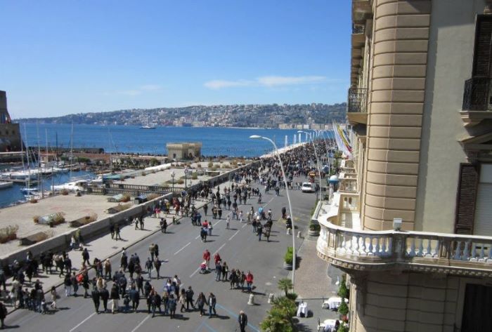 Napoli, sta per partire un nuovo cantiere sul Lungomare: possibile caos traffico