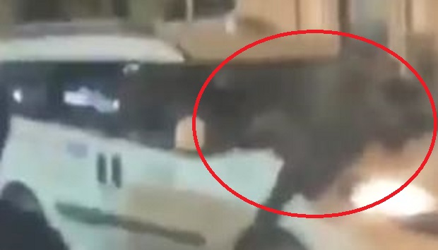 Baby gang assalta un taxi nel Rione Sanità (Video)