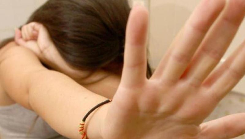 Casamicciola, violenza sessuale su ragazza di 14 anni: arrestato un 34enne