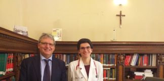 Rachitismo ereditario, la Clinica Pediatrica del Policlinico Vanvitelli somministra il Burosumab, l’innovativo farmaco per curare la malattia rara