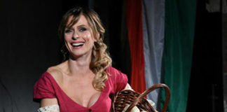 Al Giffoni Teatro Serena Autieri con “Rosso Napoletano, quattro giornate d’amore”