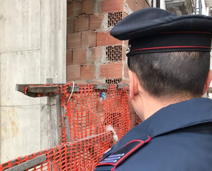 Montoro, abusivismo edilizio: Carabinieri denunciano tre persone
