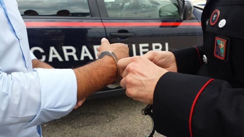 Frattamaggiore, carabinieri arrestano 30enne per furto in abitazione