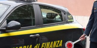 Napoli: bancarotta fraudolenta, due arresti e sequestro dei beni